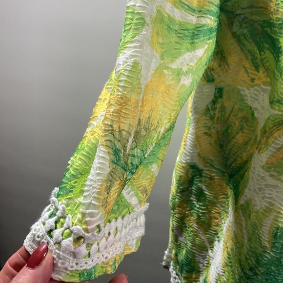 Alford Dunner Top Women Size Large Green & Yellow Long Sleeve V Neck - Picture 3 of 9